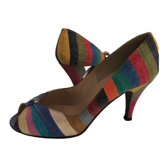 Vintage. 7.5 M. Raw Dupion Silk. 2.75" heel. - Picture 2 of 5